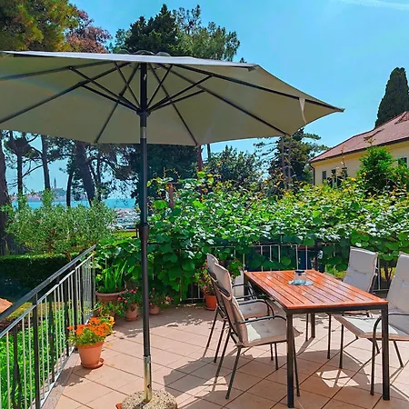 Apartment Nina Rovinj